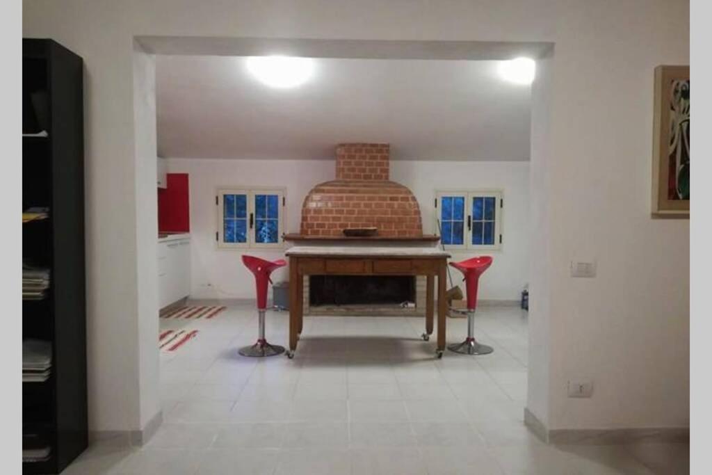 Big Relax Apartment With Swimming Pool And A Peaceful Garden In A Private Villa Sestu Exteriör bild